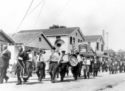 Jazz funeral with Eureka Brass Band (1950s): The Creation of Jazz in New Orleans 4
