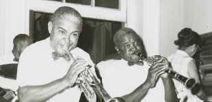 'Papa' Albert French's Band Alvin Alcorn, Joseph 'Brother Cornbread' Thomas, Louis Barbarin, and Jeanette Kimball. Summer 1964 - [Dixieland Hall ?] Courtesy of Hogan Jazz Archive, Tulane University